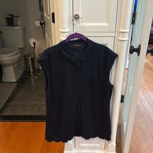 Banana Republic Navy Sleeveless Blouse with Scalloped Collar